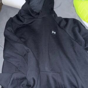 Under armor Large Men’s Hoodie